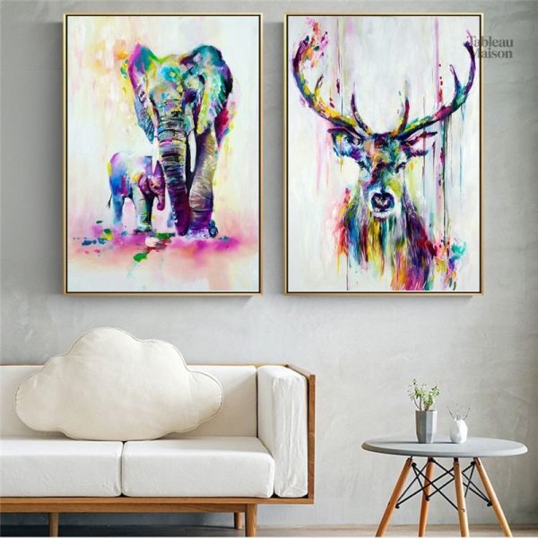 Dessin d'éléphant aquarelle, style artistique unique