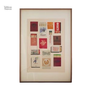 Tableau coloré représentant des allumettes stylisées