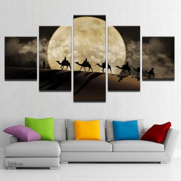Tableau nocturne illustrant une balade paisible sous les étoiles