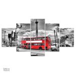 Œuvre d'art sur le thème du bus à impériale, élégance urbaine
