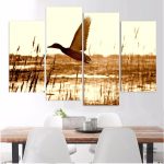 Illustration d'un canard en vol sur toile