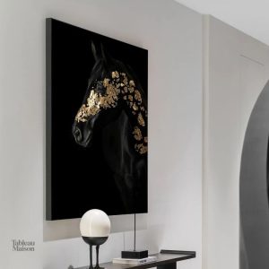 Tableau artistique mettant en valeur la beauté du cheval