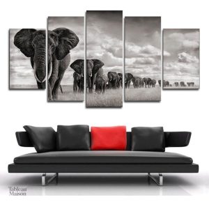 Œuvre d'art illustrant des éléphants en caravane