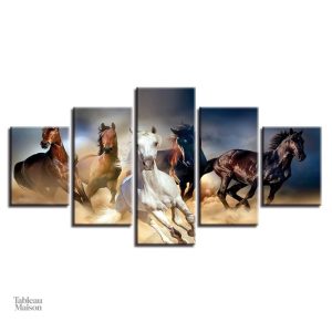 Art mural sur le thème des chevaux, symbolisant la liberté