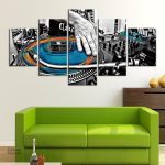 Œuvre murale originale sur le thème du DJing