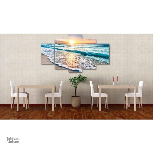 Décor mural artistique évoquant la tranquillité marine