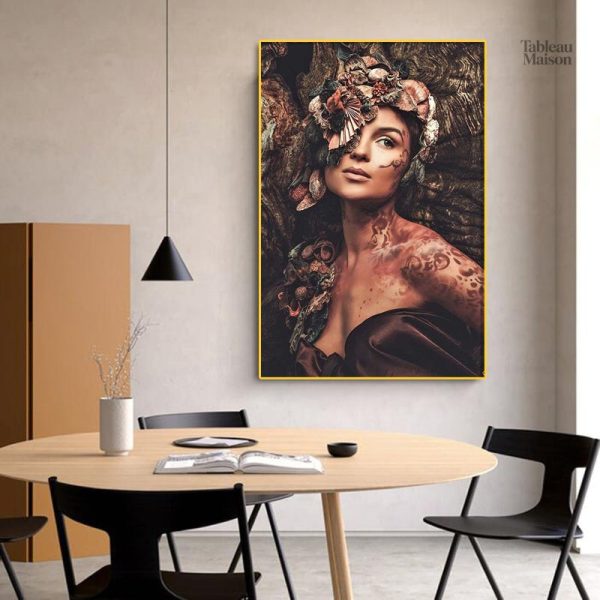 Détail d'un tableau représentant une femme et un coquillage