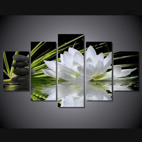Œuvre d'art représentant une fleur de lotus élégante