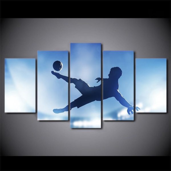 Œuvre d'art sur le thème du football avec un mouvement chalaca