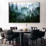 Tableau représentant des sapins dans un style artistique
