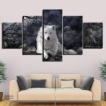 Tableau loup blanc artistique sur fond neutre