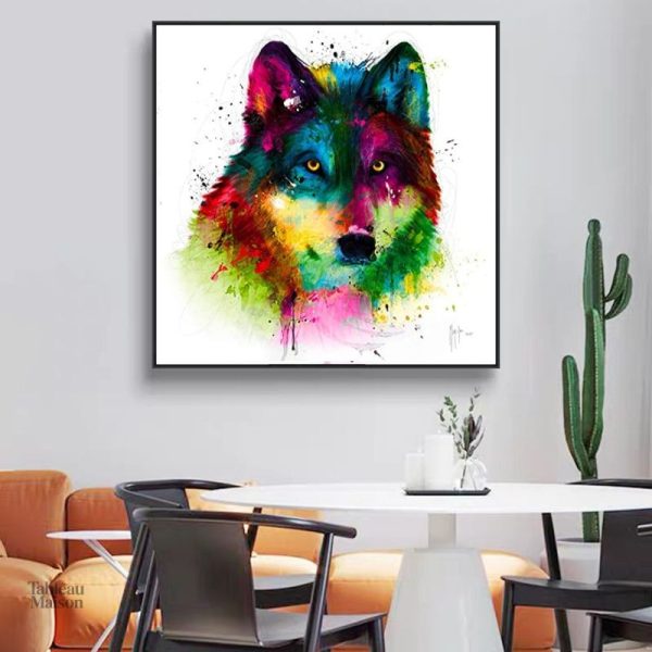 Art mural coloré représentant un loup stylisé