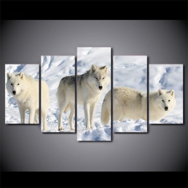 Illustration de loups blancs, ambiance sauvage et naturelle