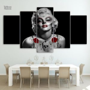 Tableau Marilyn tatouée en style artistique vibrant