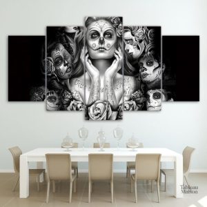 Tableau Masques funestes, œuvre d'art intrigante
