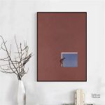 Œuvre surréaliste avec des éléments de design minimaliste