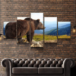 Art mural montagneux mettant en avant un ours