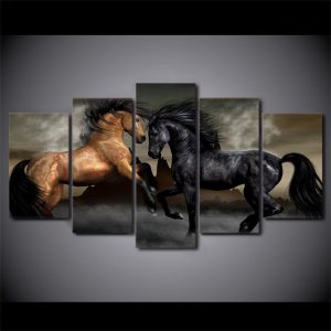 Illustration de chevaux se faisant face dans un cadre
