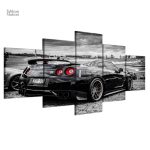 Tableau artistique dédié à la Nissan GT-R emblématique