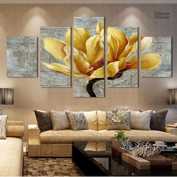 Tableau floral représentant une orchidée de couleur jaune