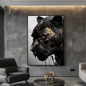 Panthère noire élégante avec des détails dorés