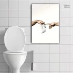 Tableau parodie de la création d'Adam avec papier toilette