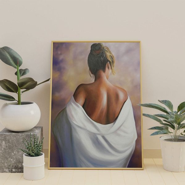 Art mural représentant une femme vue de dos