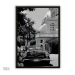 Art mural vintage en noir et blanc, voiture et villa élégante