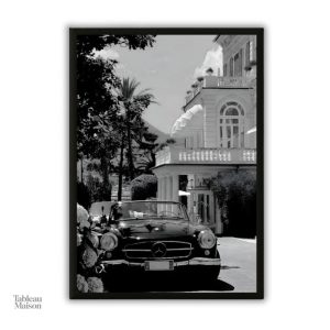 Art mural vintage en noir et blanc, voiture et villa élégante