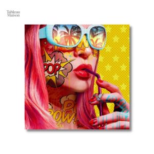 Tableau moderne inspiré du mouvement pop art, visuel accrocheur