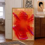 Œuvre d'art abstraite en rouge vif