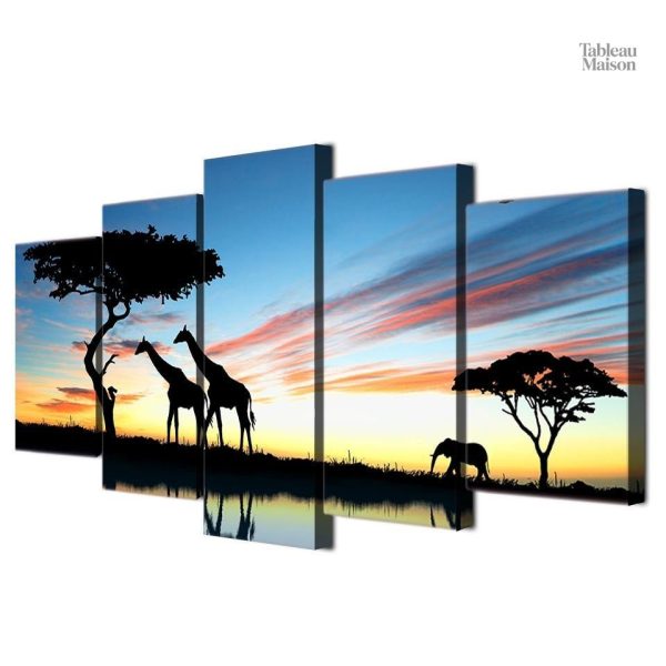 Art mural évoquant les paysages africains de la savane