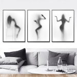 Tableau silhouette femme en décoration murale