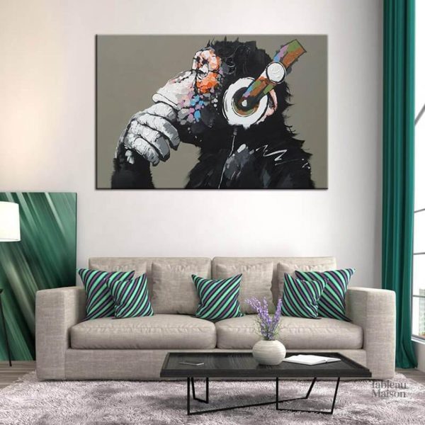 Art mural représentant un singe avec un casque