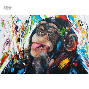 Œuvre d'art représentant un singe en train de grimacer