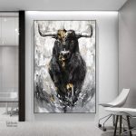 Tableau moderne d'un taureau sur fond monochrome