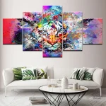 Tableau coloré représentant un tigre vibrant et artistique