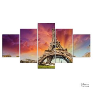 Art mural avec une vue emblématique de Paris et de la Tour Eiffel