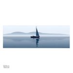 Tableau de bateau sur un lac calme et apaisant