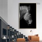 Art mural zèbre en noir et blanc pour intérieur élégant