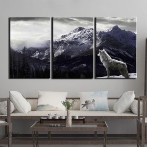Art mural triptyque représentant des loups majestueux